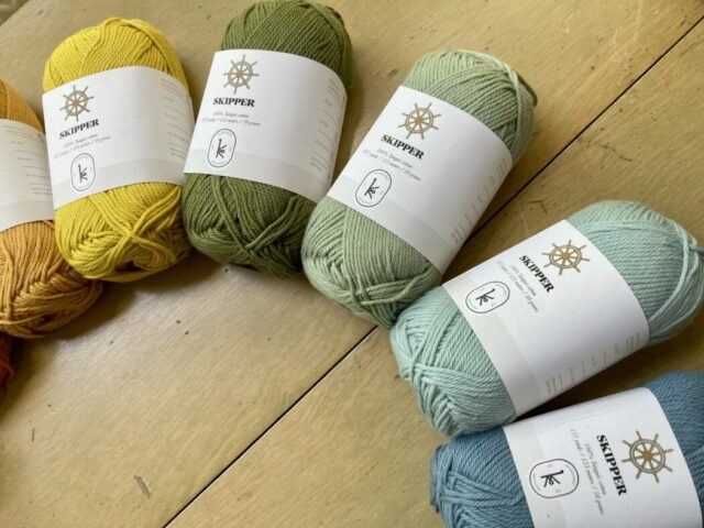 Chunky Weight Yarn for Crocheting – Comprehensive Guide and Where to Buy —  Pocket Yarnlings — Pocket Yarnlings